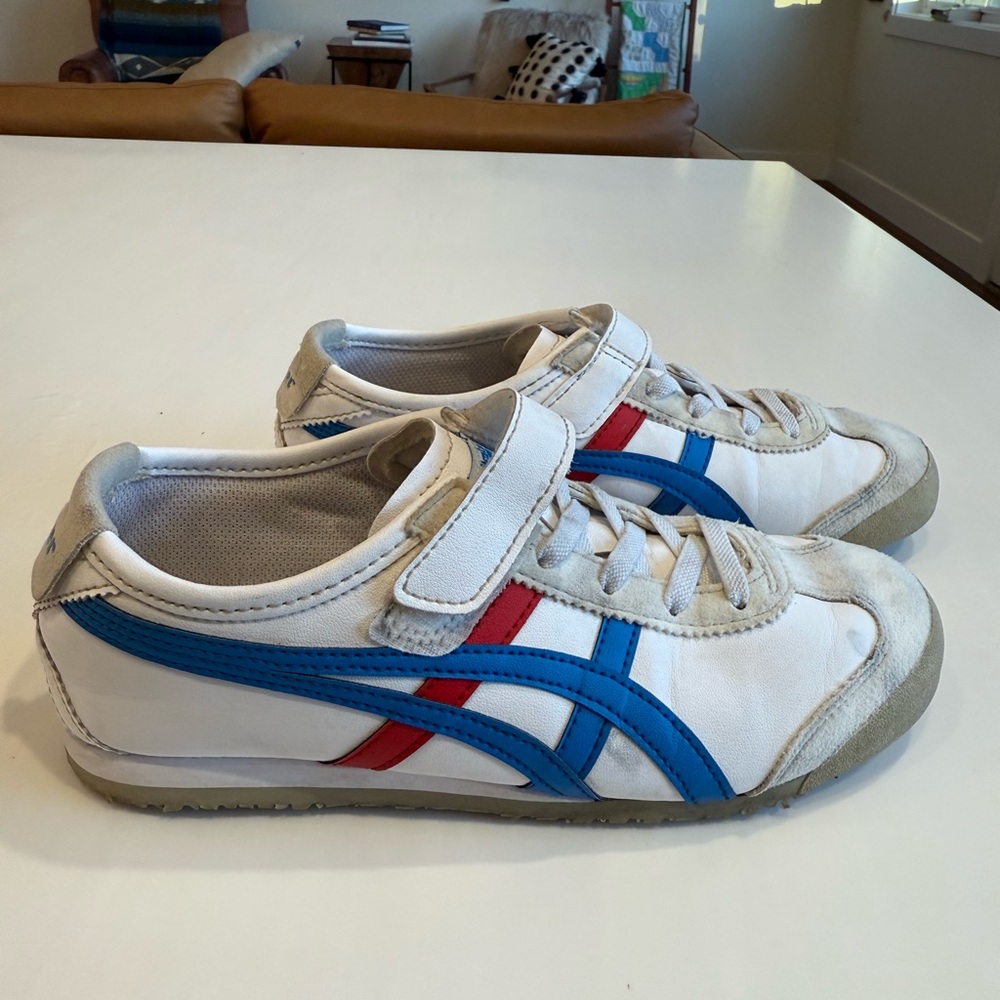 Onitsuka Tiger kids size 3